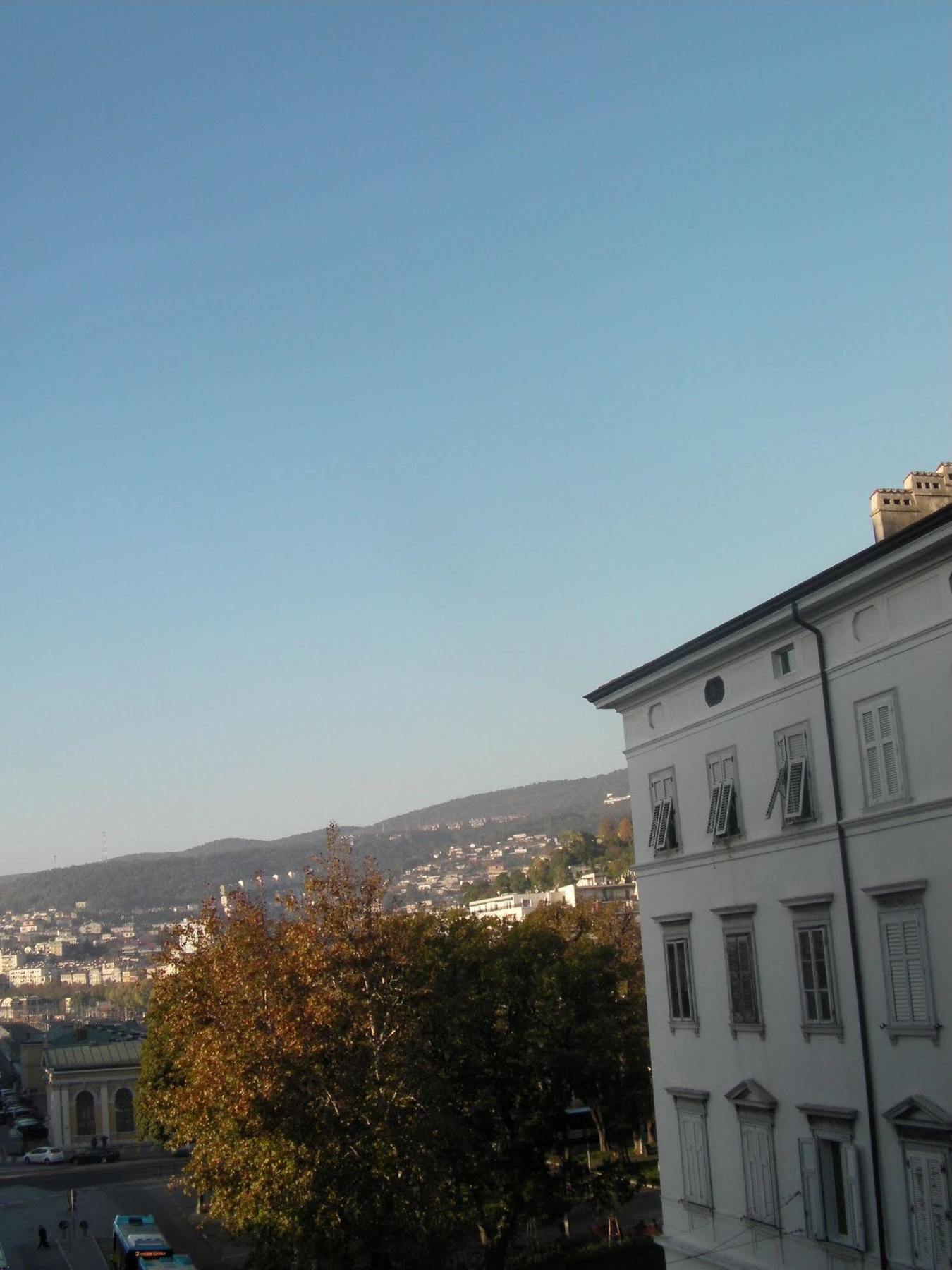 Affittacamere Alla Stazione Trieste Ngoại thất bức ảnh