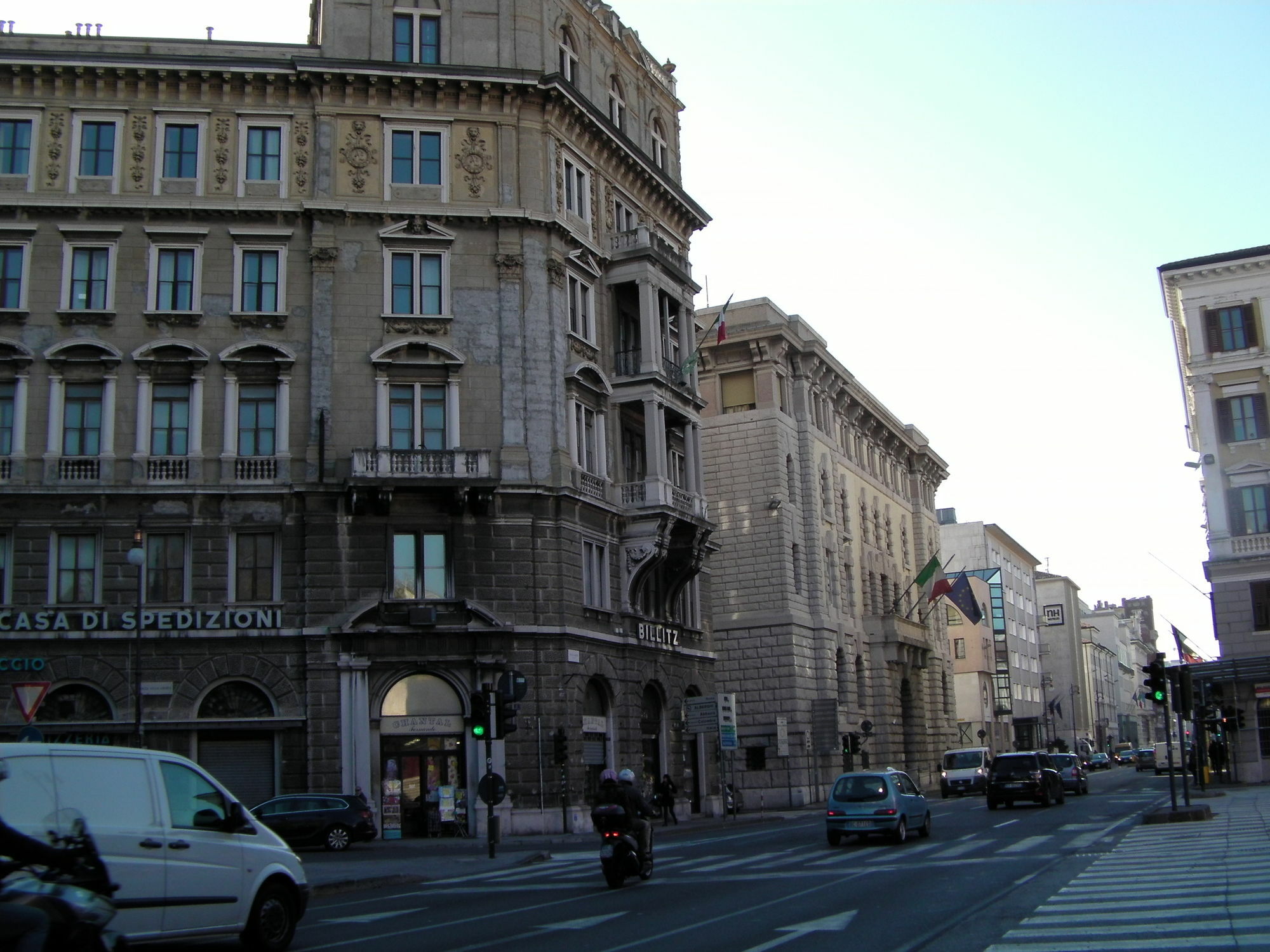 Affittacamere Alla Stazione Trieste Ngoại thất bức ảnh