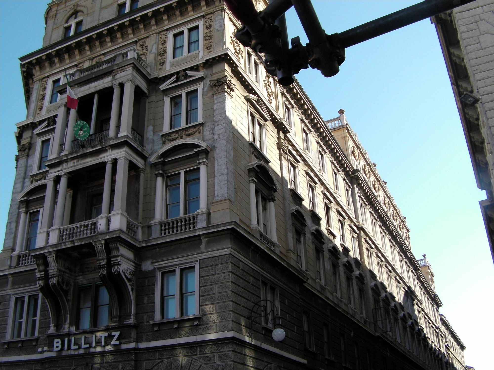 Affittacamere Alla Stazione Trieste Ngoại thất bức ảnh