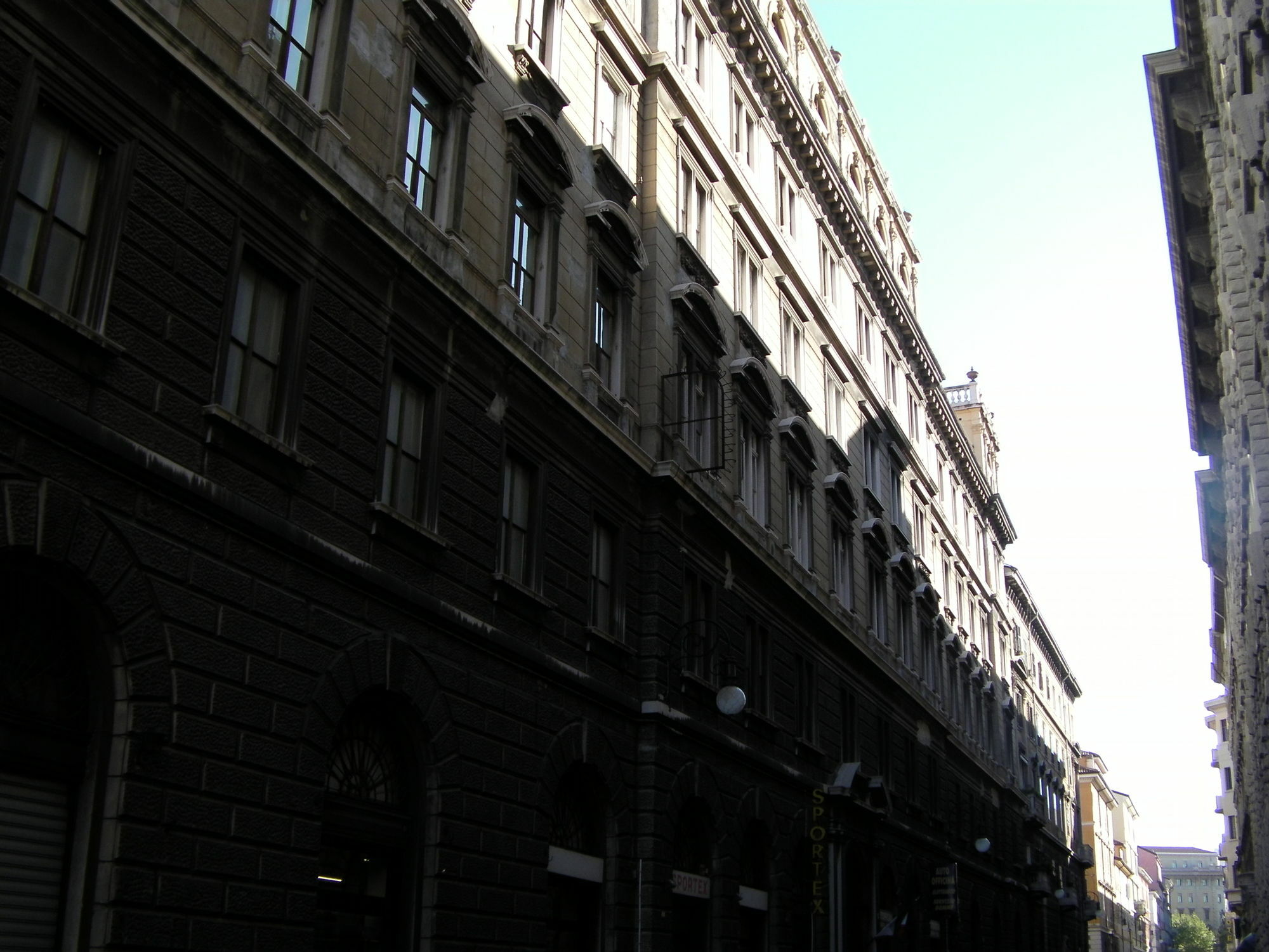 Affittacamere Alla Stazione Trieste Ngoại thất bức ảnh